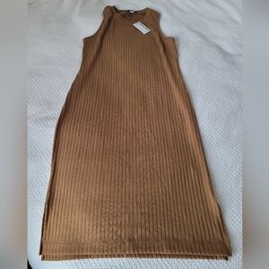 Brown knit ribbed dress